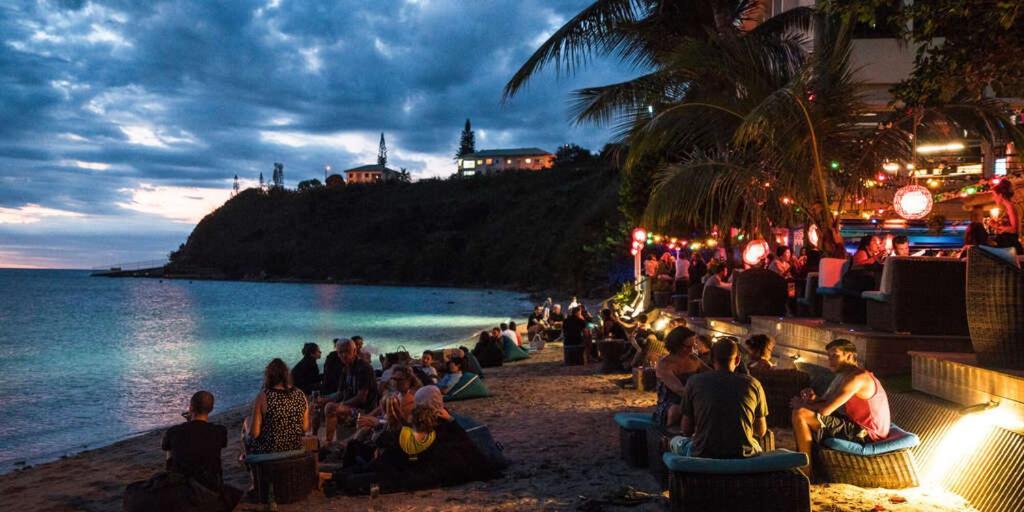 A 50M De La Plage Et Des Bars De La Baie Des Citrons Noumea Eksteriør billede